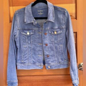 *Lilly Pulitzer Light Blue Denim Jacket - NWOT*